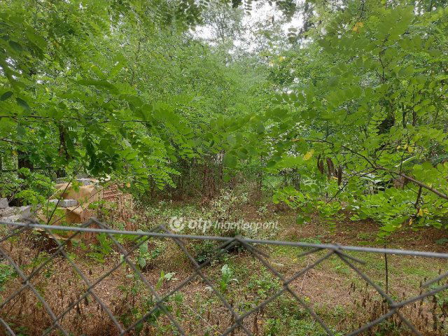 Eladó telek, Gombán 9 M Ft / költözzbe.hu