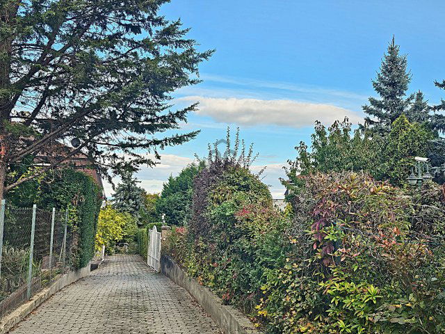 Eladó családi ház, Budapesten, III. kerületben 360 M Ft