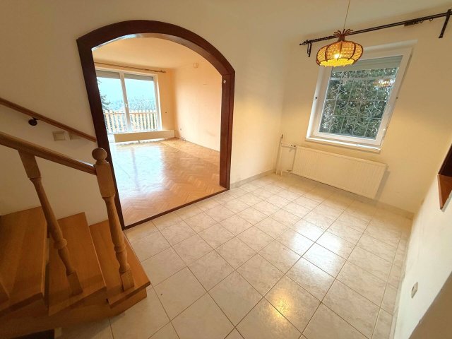 Eladó ikerház, Pécsett 99 M Ft, 4 szobás / költözzbe.hu