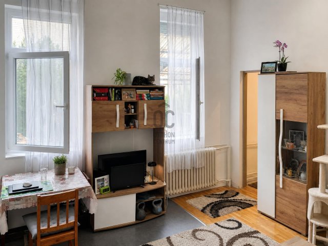 Eladó családi ház, Budapesten, IV. kerületben 66 M Ft, 2 szobás