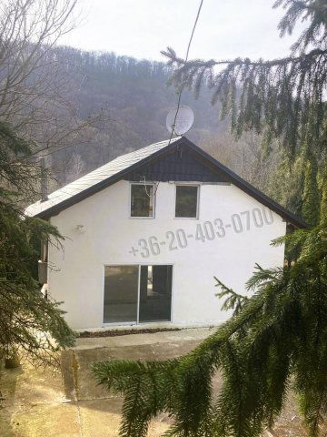 Eladó családi ház, Nagymaroson 64.9 M Ft, 2 szobás