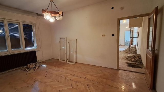 Eladó családi ház, Budapesten, XV. kerületben 82.9 M Ft