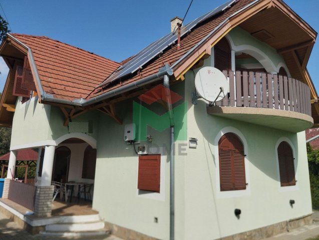 Eladó családi ház, Balatonmáriafürdőn 159.8 M Ft, 4 szobás