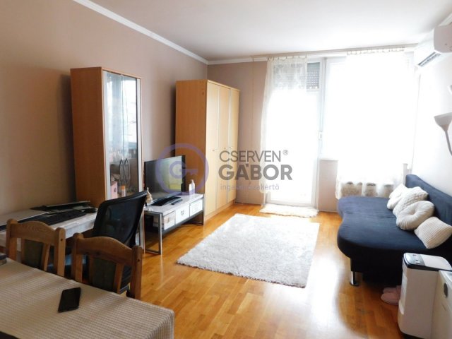 Eladó téglalakás, Debrecenben 43.9 M Ft, 1+1 szobás