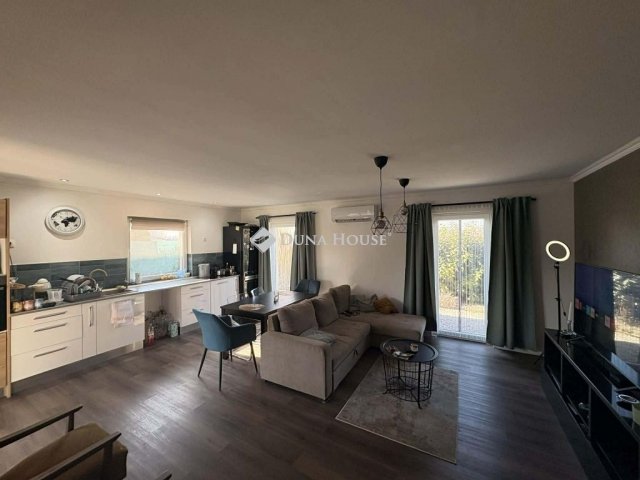 Eladó családi ház, Albertirsán 69.9 M Ft, 3 szobás