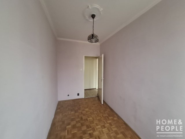 Eladó téglalakás, Szegeden 40.9 M Ft, 2 szobás