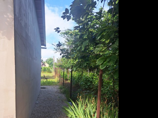 Eladó családi ház, Székesfehérvárott 22.9 M Ft, 1 szobás