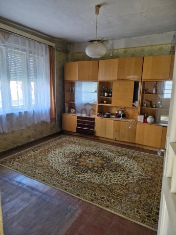 Eladó családi ház, Abonyban 16.9 M Ft, 2 szobás