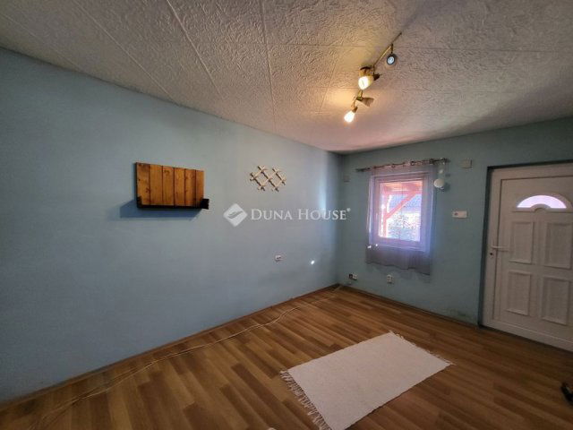 Eladó családi ház, Polgárdin 39.99 M Ft, 3 szobás