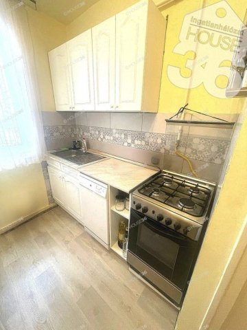 Eladó téglalakás, Kecskeméten 47.5 M Ft, 2 szobás