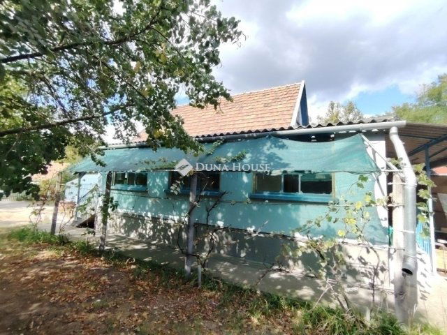 Eladó családi ház, Inárcson 45 M Ft, 4 szobás