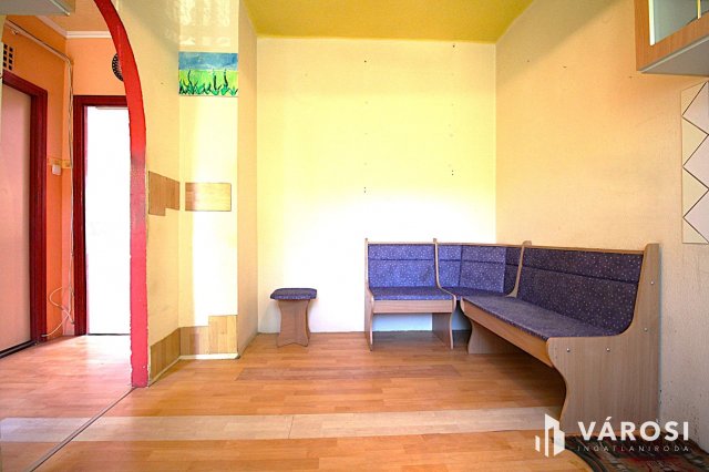 Eladó panellakás, Salgótarjánban 8.7 M Ft, 2 szobás