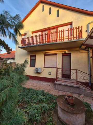 Eladó családi ház, Hódmezővásárhelyen 99 M Ft, 7 szobás