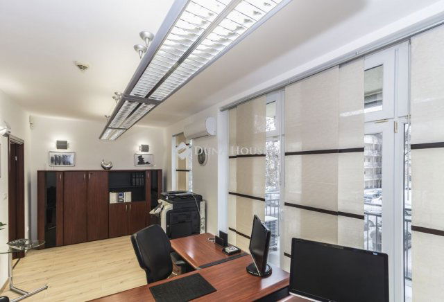 Eladó iroda, Szombathelyen, Semmelweis Ignác utcában 39.5 M Ft