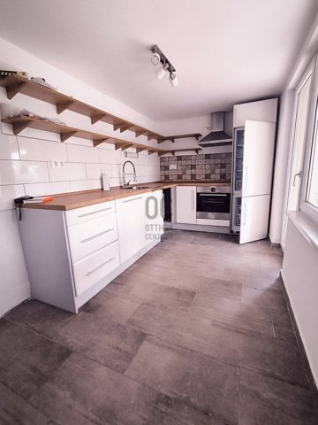 Eladó családi ház, Zalaegerszegen 43.5 M Ft, 2 szobás