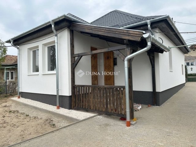 Eladó családi ház, Maglódon 85 M Ft, 3 szobás