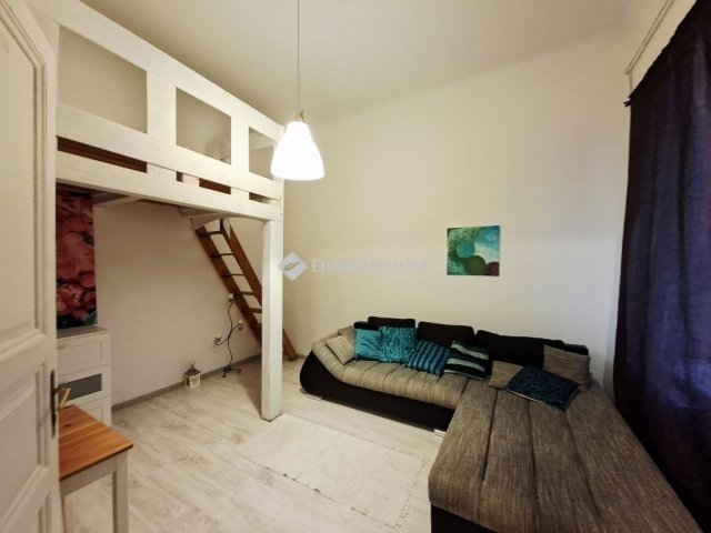 Eladó téglalakás, Budapesten, VII. kerületben 62 M Ft