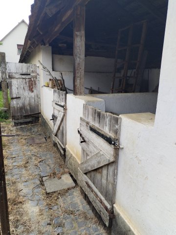 Eladó családi ház, Balatonszentgyörgyön 60.9 M Ft, 6 szobás