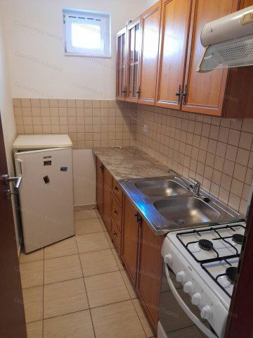 Kiadó téglalakás, albérlet, Szolnokon 90 E Ft / hó, 1 szobás
