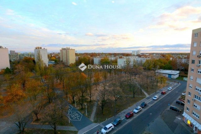 Eladó panellakás, Kecskeméten 46.9 M Ft, 2 szobás