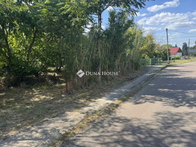 Eladó telek, Szarvasgedén 4.9 M Ft / költözzbe.hu
