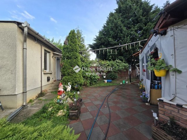 Eladó családi ház, Budapesten, XVIII. kerületben 125.99 M Ft