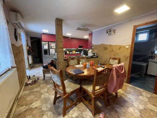 Eladó családi ház, Bokodon 69.9 M Ft, 5 szobás