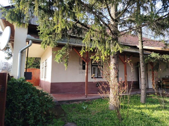 Eladó családi ház, Sarudon 14.9 M Ft, 2 szobás