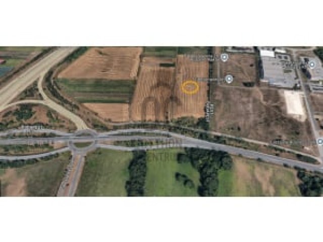 Eladó mezogazdasagi ingatlan, Budapesten, XV. kerületben 2.5 M Ft