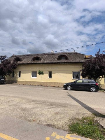 Eladó üzlethelyiség, Cibakházán 32 M Ft, 3 szobás