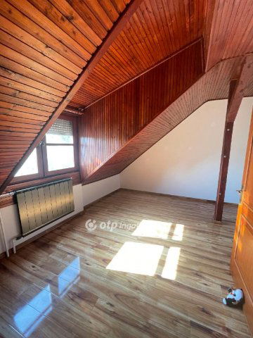 Kiadó sorház, albérlet, Budapesten, II. kerületben 875 E Ft / hó