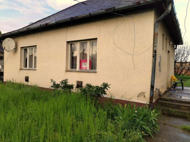 Eladó családi ház, Hajdúböszörményen 37 M Ft, 2+1 szobás