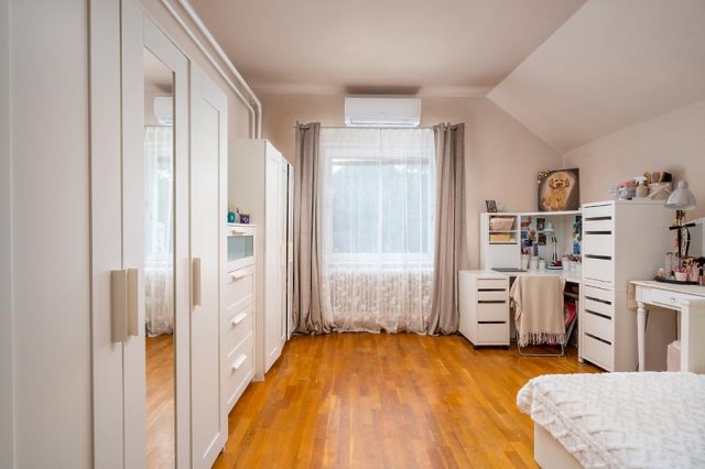 Eladó családi ház, Budapesten, XXI. kerületben 77.9 M Ft