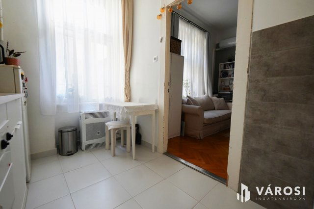 Eladó téglalakás, Budapesten, III. kerületben 54.9 M Ft