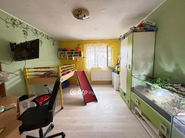Eladó családi ház, Dabason 52 M Ft, 4 szobás