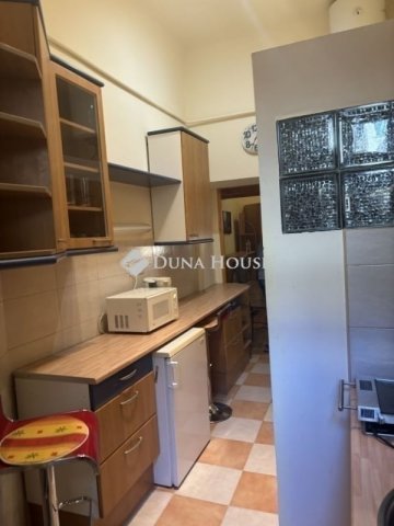 Eladó téglalakás, Budapesten, VII. kerületben 57 M Ft, 1 szobás