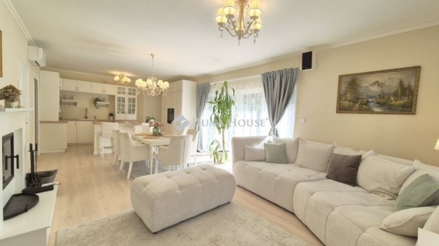 Eladó családi ház, Kecskeméten 95 M Ft, 4 szobás