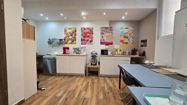 Eladó téglalakás, Budapesten, IX. kerületben, Mester utcában