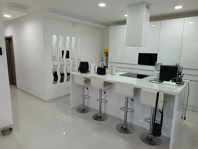 Eladó családi ház, Nyíregyházán 149 M Ft, 4+1 szobás