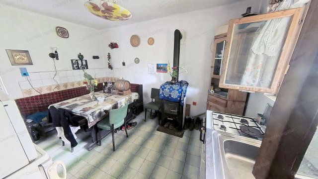 Eladó nyaraló, Dobán 23 M Ft, 2+1 szobás / költözzbe.hu