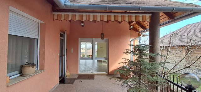 Eladó családi ház, Zalakaroson 95 M Ft, 5 szobás