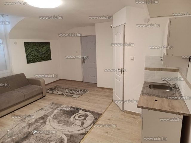 Eladó téglalakás, Budapesten, VIII. kerületben 22.5 M Ft