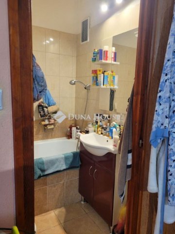 Eladó panellakás, IV. kerületben, Munkásotthon utcában