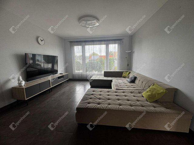 Eladó családi ház, Székesfehérvárott 165 M Ft, 5 szobás