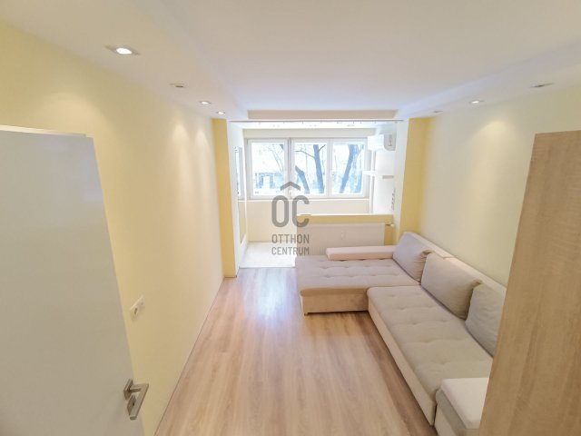 Eladó panellakás, Budapesten, III. kerületben 73.5 M Ft, 2 szobás