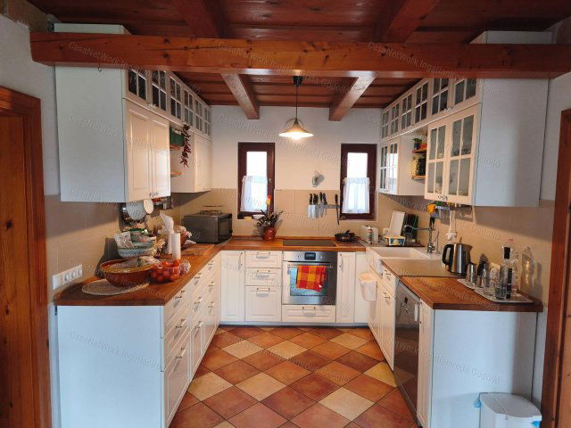 Eladó családi ház, Veresegyházon 196 M Ft, 3 szobás