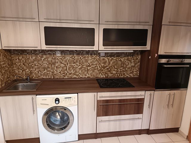 Eladó téglalakás, Nyíregyházán 36.9 M Ft, 1 szobás