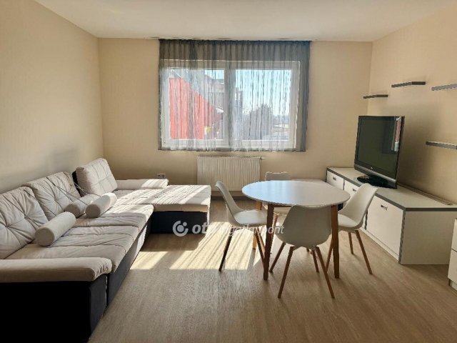 Eladó téglalakás, Székesfehérvárott 129 M Ft, 3+2 szobás