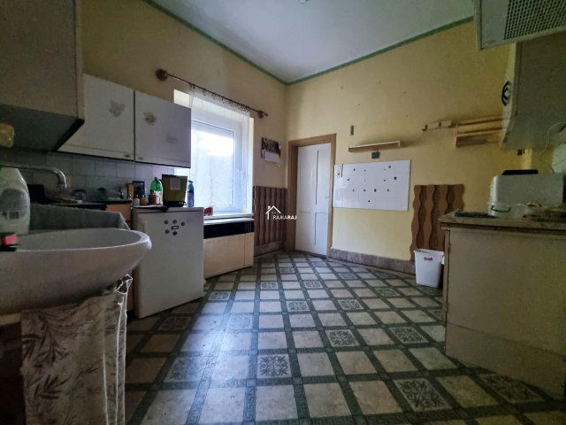 Eladó családi ház, Mosonmagyaróváron 49.9 M Ft, 3 szobás