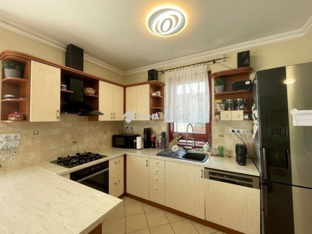 Eladó családi ház, Kecskeméten 93 M Ft, 4 szobás